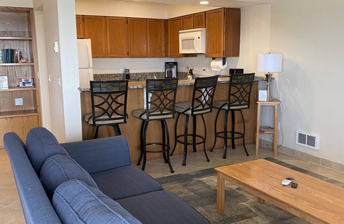 Lincoln City Apartamento | Lincoln City Beachfront Charm at the Sandpiper 107