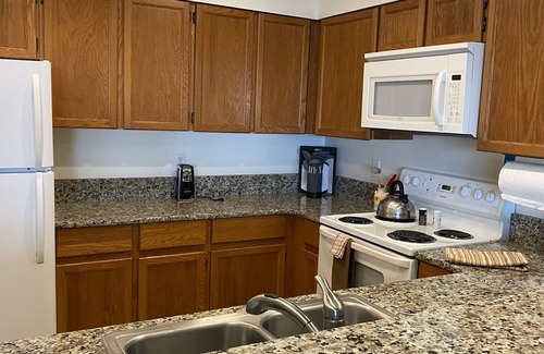 Lincoln City Apartamento | Lincoln City Beachfront Charm at the Sandpiper 107
