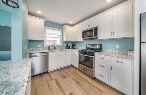 Paw Paw Lake Cabina | Lincoln Cottage by Paw Paw Lake