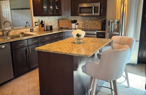 Lincoln Casa | Lincoln Getaway: 3BR/3BA Home + Arcade & Backyard
