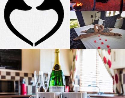 Lincoln Casa | Lincoln Holiday Retreat Lodge with Private Hot Tub