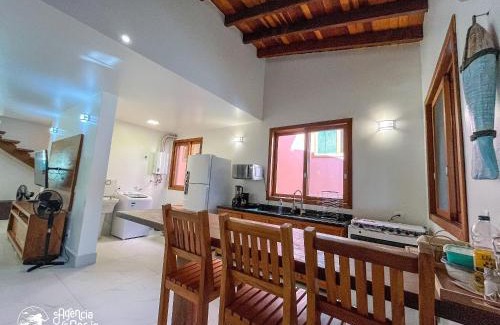 Ilhabela Casa | Linda casa em cond. c/piscina e perto da praia