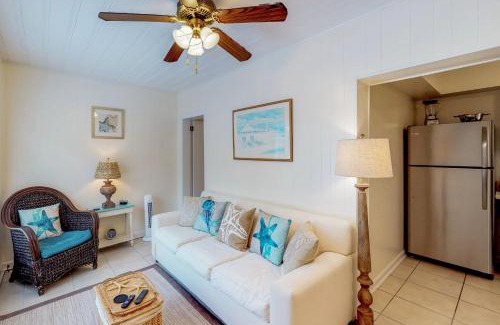 Laguna Beach Casa | Linda's Cozy Duplex B