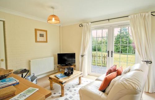 Halesworth Casa | Linda's Lodge