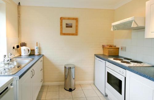 Halesworth Casa | Linda's Lodge