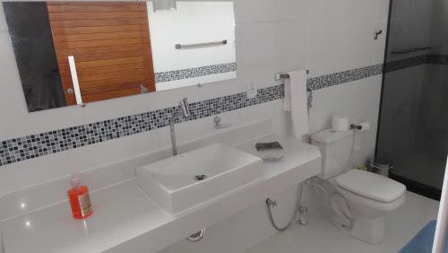 Taio Casa | Linda Suíte perto da Praia do Forno
