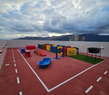 Caicara Apartamento | Lindo Apê 100mts da Praia Wi-fi Ar Condicionado Varanda Lazer Completo Piscina