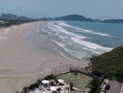 Morro do Maluf Apartamento | Lindo apartamento frente mar, Guarujá