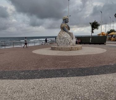 Amaralina Apartamento | lindo apartamento na orla com ar condicionado para até 4 hóspede!