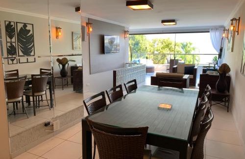 Martim de Sa Apartamento | Lindo Duplex Pé Na Areia com Praia Privativa