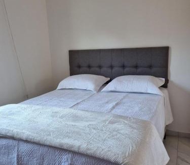 Sao Roque Apartamento | Lindo loft decorado no centro c/garagem