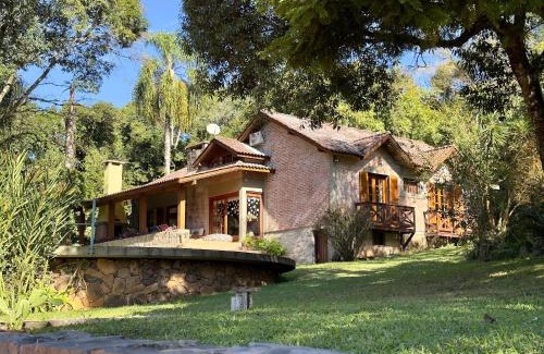 Nova Petropolis Casa | Lindo sítio com piscina, quadra de tênis e lago