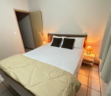 Marilia Casa | Lindo Sobrado 2 quartos em condomínio no Centro