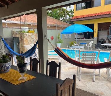 Mongagua Casa | Lindo Sobrado Amarelo -próximo a praia