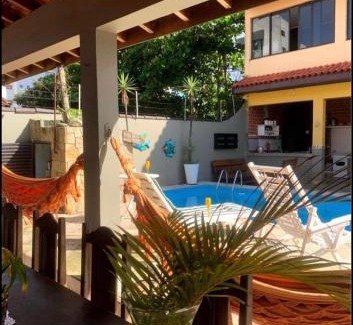 Mongagua Casa | Lindo Sobrado Amarelo -próximo a praia
