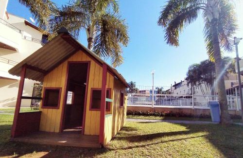 Ponta das Canas Casa | Lindo Triplex43-QUADRA DE TÊNIS-PISCINA