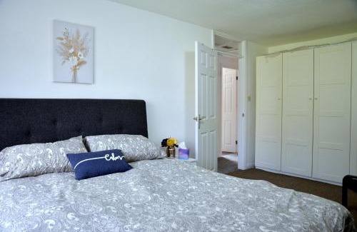 Oadby Casa | Lindrick Villa- 3BD Bunglow , Free parking- Long stays