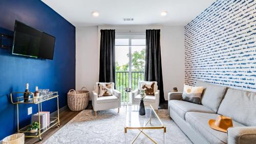 Rolling Mill Hill Casa | Lindsley by AvantStay Balcony Modern Design A Downtown Location