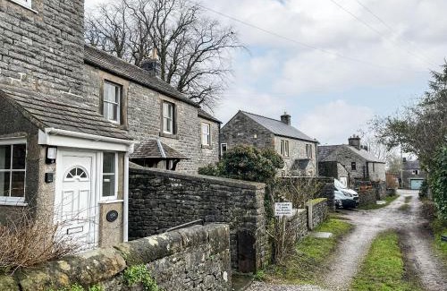 Monyash Casa | Lindum Cottage
