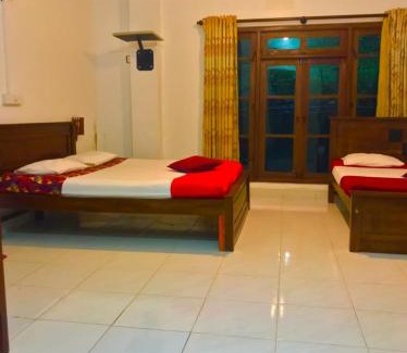 Peradeniya Hotel | Linwood Bungalow