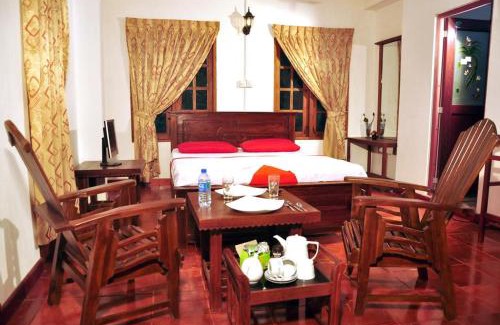 Peradeniya Hotel | Linwood Bungalow