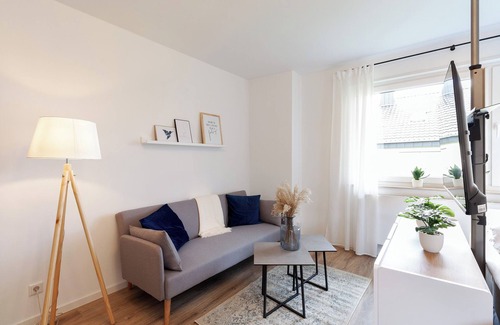Petersberg Apartamento | ★ Liobablick Nr.3 ★ Apartment with balcony - centrally located in Petersberg/Fulda