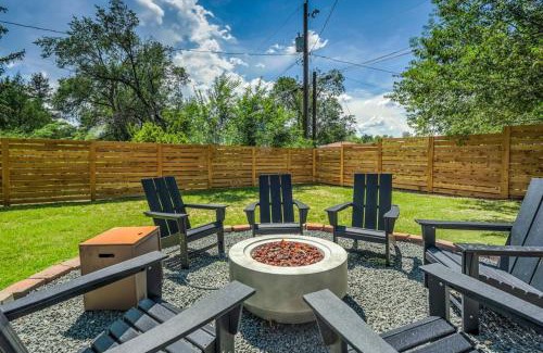 Central Colorado Springs Casa | Lion Lodge - Prime Spot Game Room Hot Tub Fire Pit
