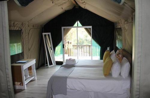 Hazyview Cabina | Lions Rock Rapids - Lodge
