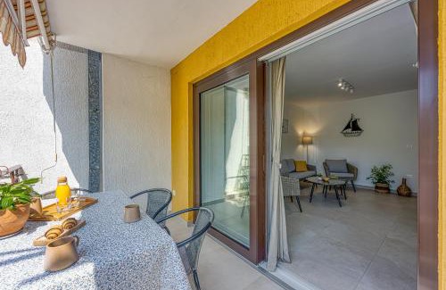 Porec Apartamento | LIPA KORTA - Family Apartment in Porec, 850 m to the Sea