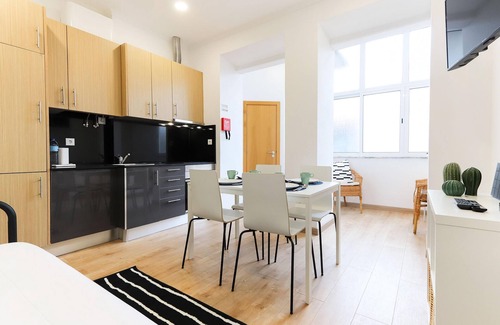 Penha de Franca Apartamento | Lisbon Typical by Homing