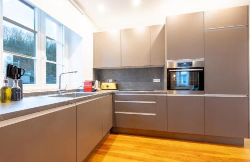 Weinheim Apartamento | LIT LIVING Weinheim Altstadt - Boutique Apartments - Parking