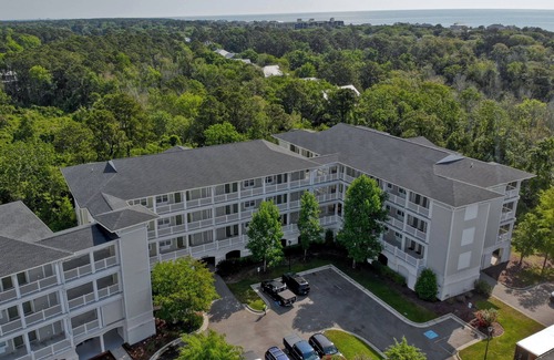 North Litchfield Beach Apartamento | Litchfield Beach 2 Queen Room at Seaside Inn