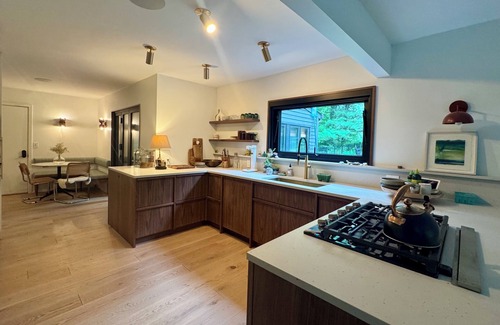 Sharon Casa | Litchfield Hills Estate with a Pool