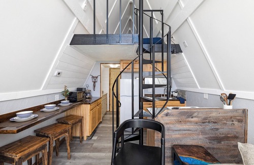 Lampe Cabina | Little Aframe w/Exclusive Fire pit, Pet Friendly, Dogwood Canyon-15 min