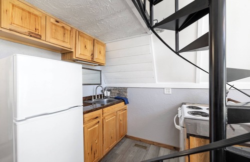 Lampe Cabina | Little Aframe w/Exclusive Fire pit, Pet Friendly, Dogwood Canyon-15 min