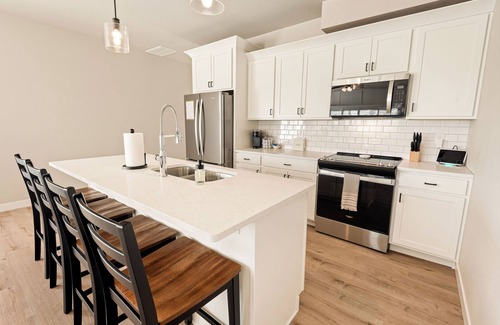 Manhattan Casa | Little Apple Luxe at Colbert Hills