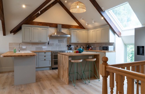Ilminster Cabaña | Little Bank - a cottage that sleeps 8 guests in 4 bedrooms