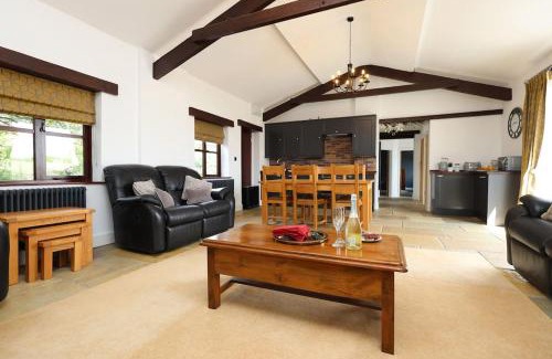 St Hilary Casa | Little Barn at East Down