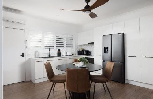 Nelson Bay Villa | Little Beach Boutique Apartment Whole Property