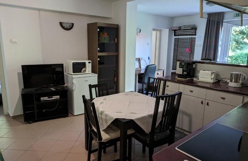 Mogyorod Apartamento | Little Bear Apartment
