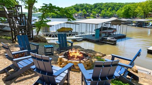 Gravois Mills Casa | Little Bearcat Bungalow - Stay on Ozark Waterfront