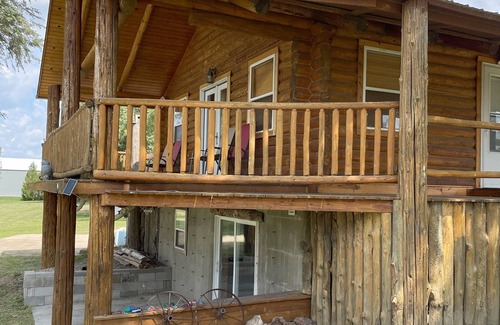 Linton Cabina | Little Beaver Cabin -Rustic Riverfront Retreat near Linton, 1 hour from Bismarck