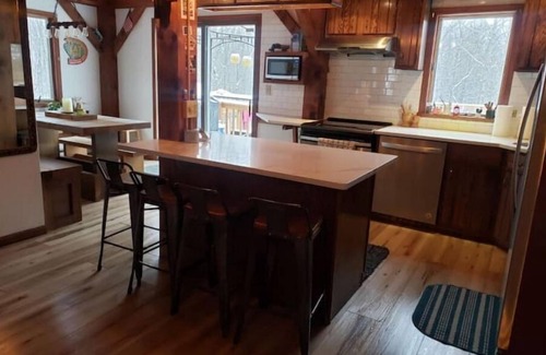 Tunkhannock Township Casa | Little Bieszczady
