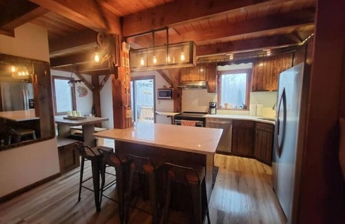 Tunkhannock Township Casa | Little Bieszczady
