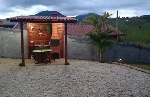 Sapucai-Mirim Casa | Pequeña casa azul, paz y felicidad.
