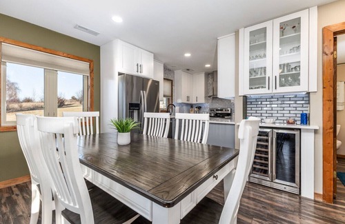 The Galena Territory Casa | Little Blue Stay l CLEAN 3 BR & FIRE TABLE l A&D Rise Getaways