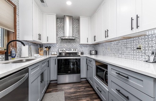The Galena Territory Casa | Little Blue Stay l CLEAN 3 BR & FIRE TABLE l A&D Rise Getaways