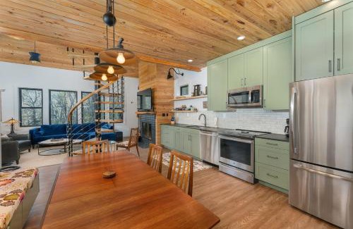 Black Mountain Casa | Little Bow Cottage