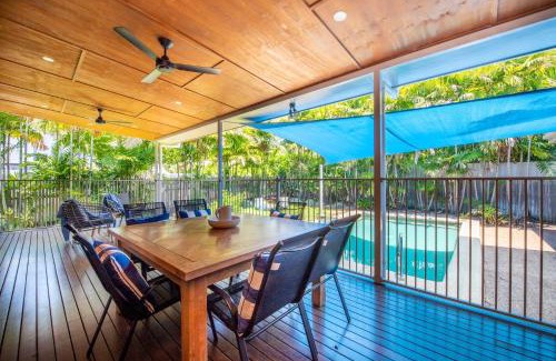 Horseshoe Bay Casa | Little Butterfly