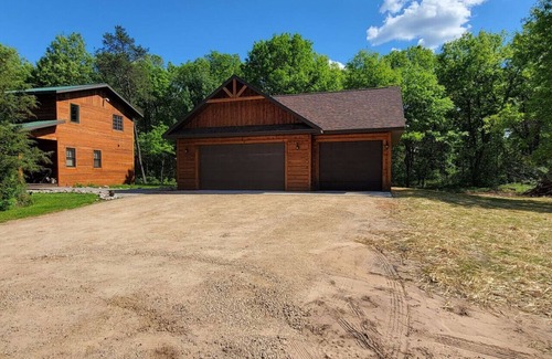 Necedah Cabina | Little Cabin in the Big Woods - Cabin #2